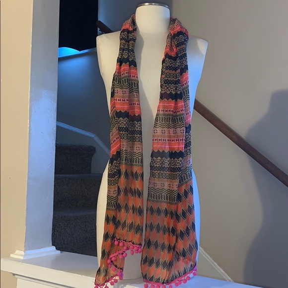 Lot of 8 open fashion scarves. - Picture 4 of 7